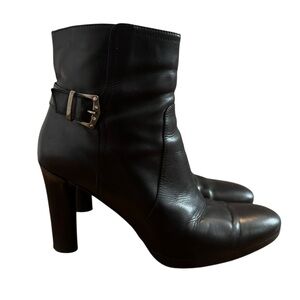 Vintage Y2K Via Spiga Black Leather Ankle Boots